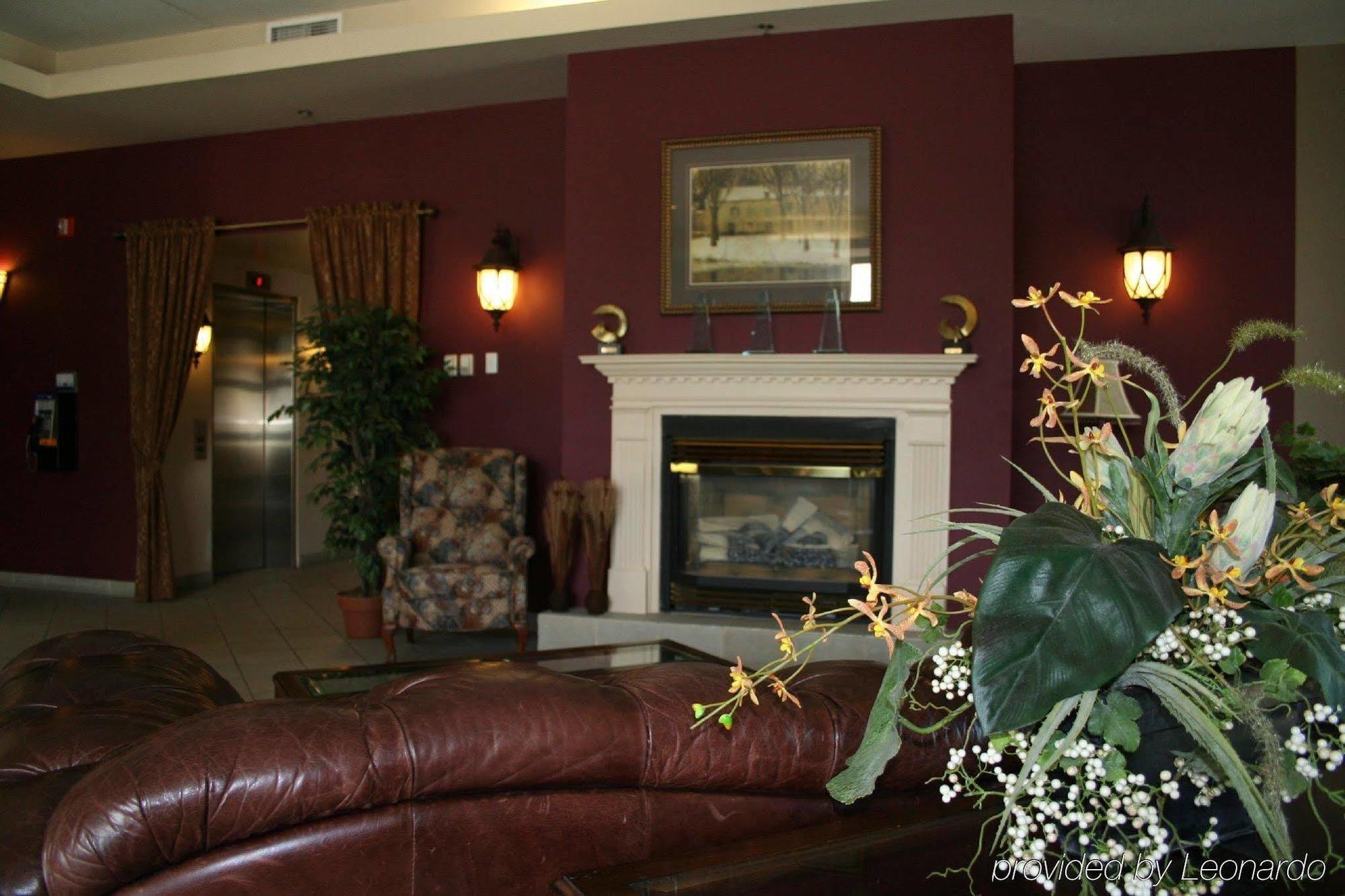 Château Logue Hotel Maniwaki Exterior foto